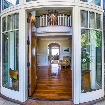 Curved glass in entryway Curved glass in entryway