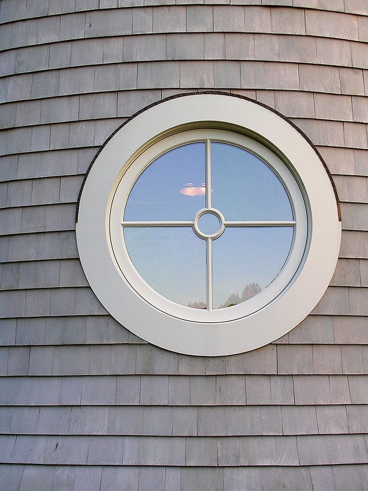 Simple round window