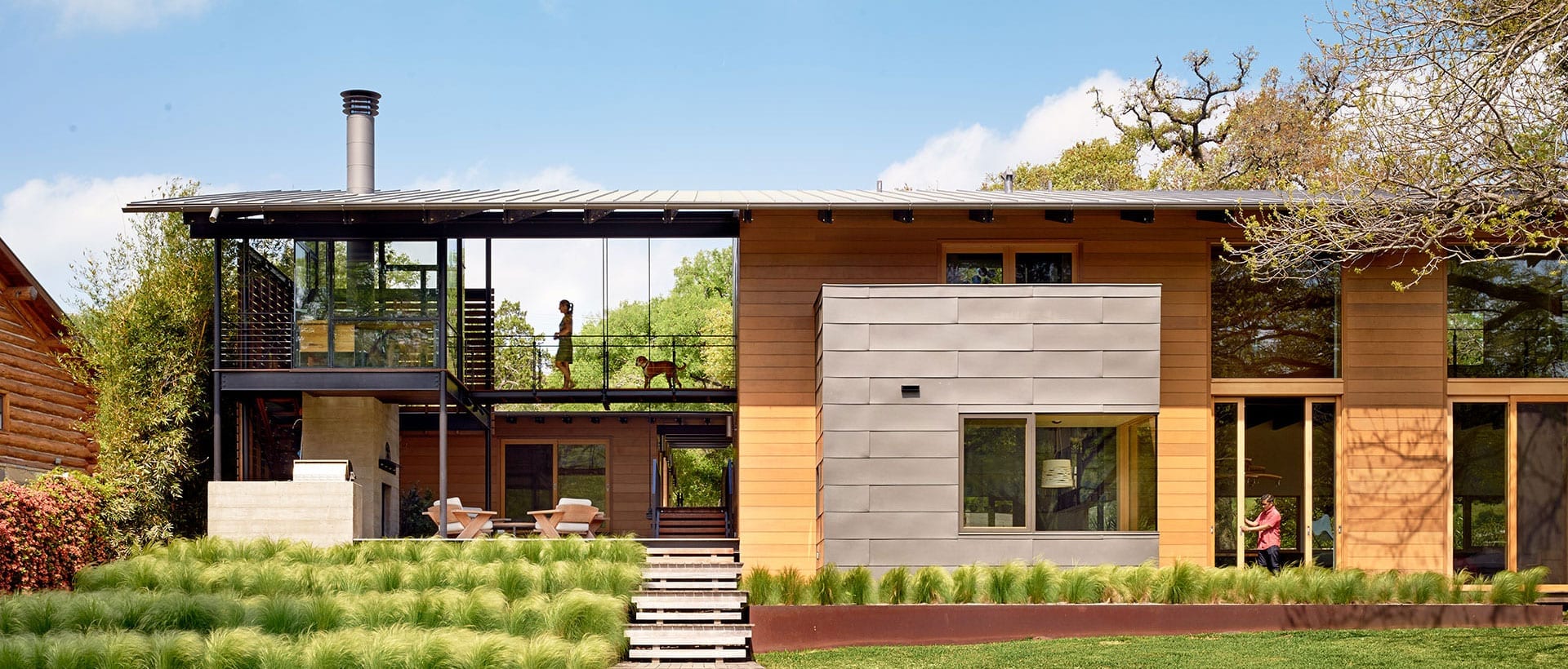 front-1920x820 Hog Pen Creek Residence: Blending nature with lake front living