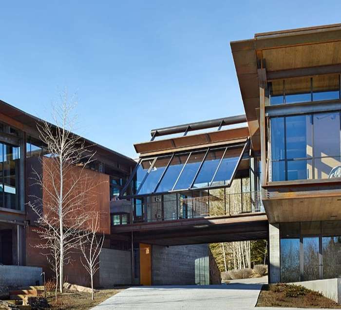 Massive scale tilting window wall with counterweight from exterior Massive scale tilting wall with counterweight from exterior