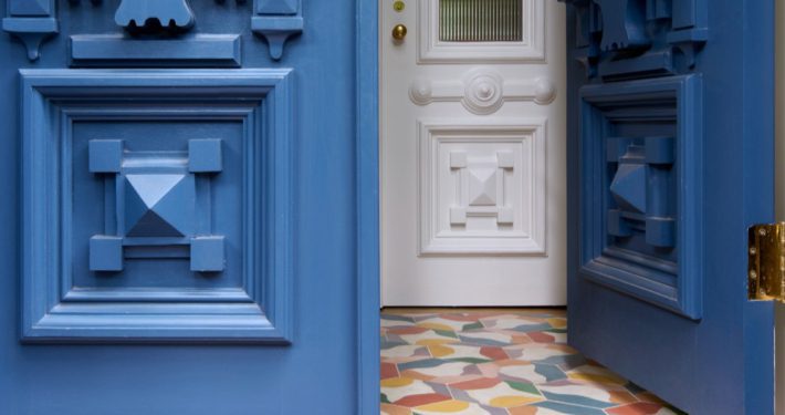 Italianate architecture entry door