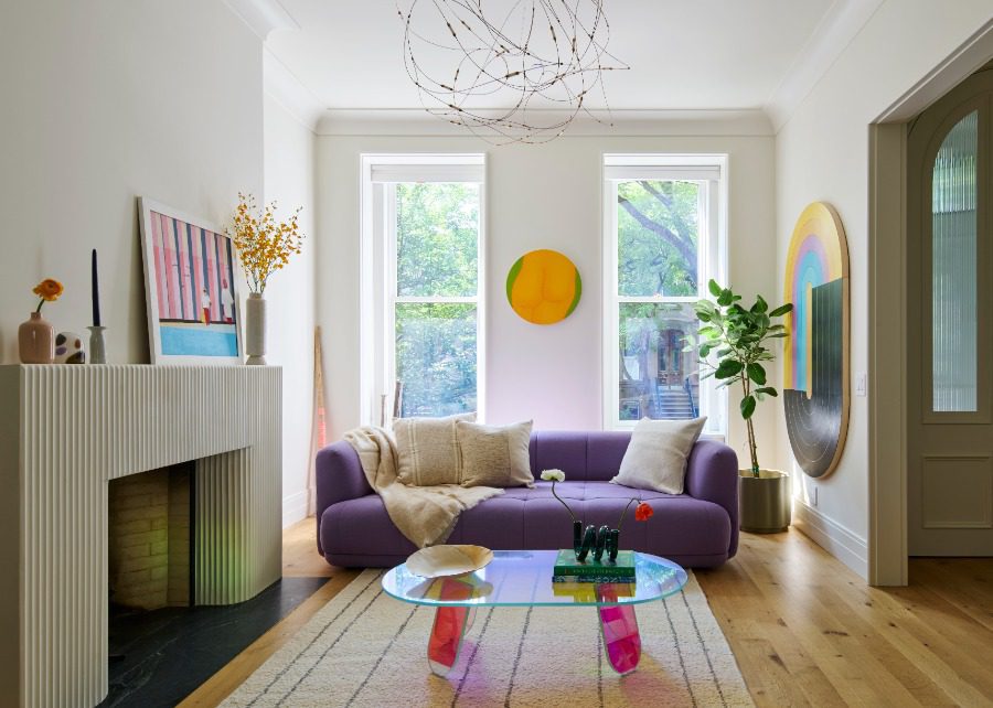 Living room merging italianate architecture with modern touches